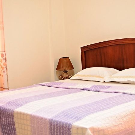 Regimanuel Apartments - Kwabenya Аккра Экстерьер фото
